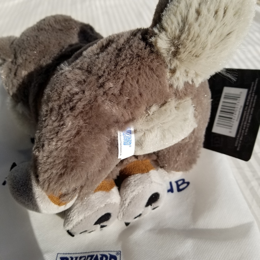Blizzard WoW Warcraft FrostWolf Cub Plush Toy Rare - Picture 6 of 8